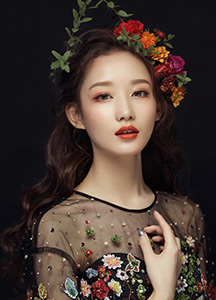 化妆专业学员作品——靓丽少妇